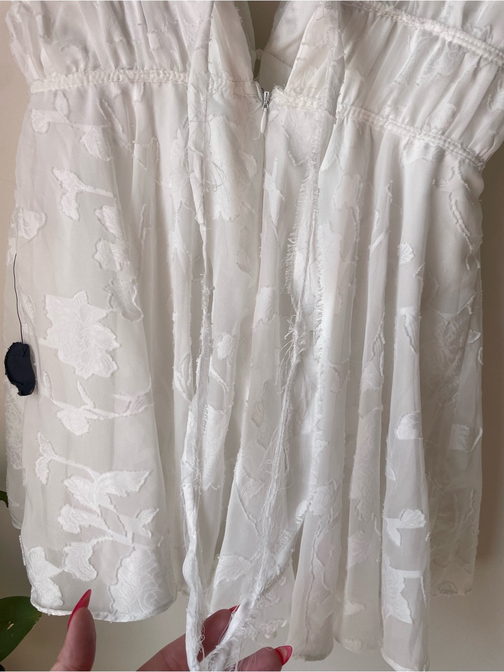 NWT Lulus All About The Flowers White Burnout Floral Ruffled Romper - Picture 4 of 9